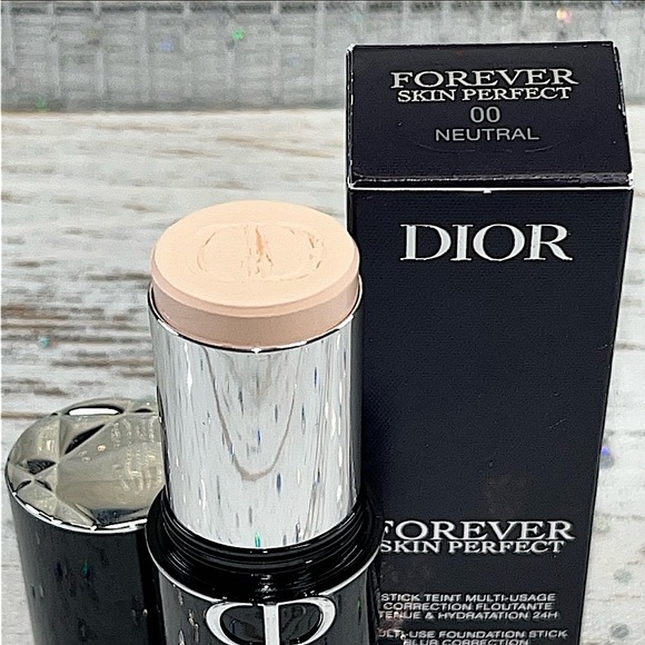 Dior Forever Skin Perfect Foundation Stick, 00 Neutral, New In Box - Picture 2 of 6